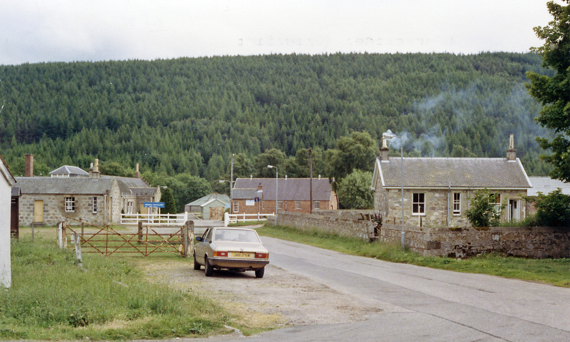 A vintage picture of the old Carron Station